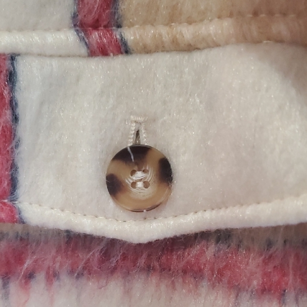 Wonderly  Shacket Tan/ Red Plaid   NWT Large - Picture 7 of 9